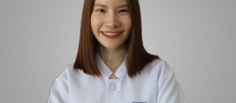 ทพญ.พัชริยา พุฒปี้ Dr.Patchariya (White Teeth Dental Clinic)