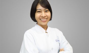 ทพญ.สุธาสินี ศรีชัย (Dr. Sutasinee Srichai) (White Teeth Dental Clinic)